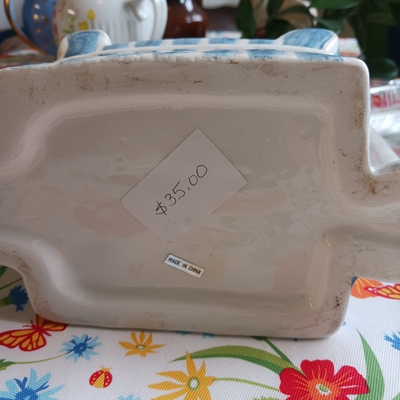 Adorable Teapot Cats On Couch - Picture 8 of 10